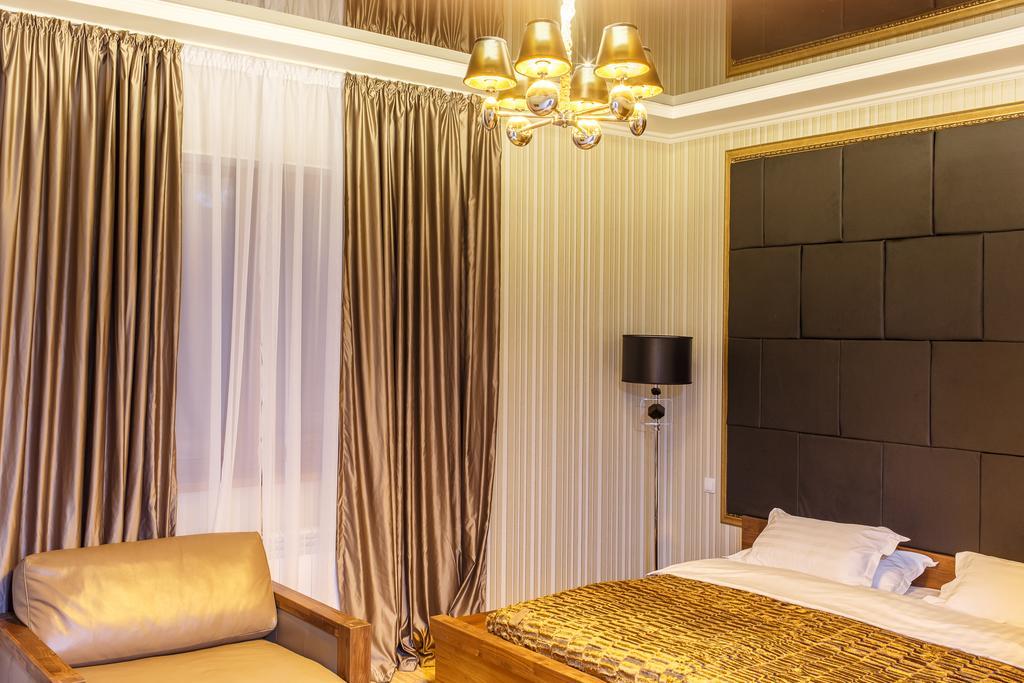 בישקק Astor Hotel & Spa חדר תמונה