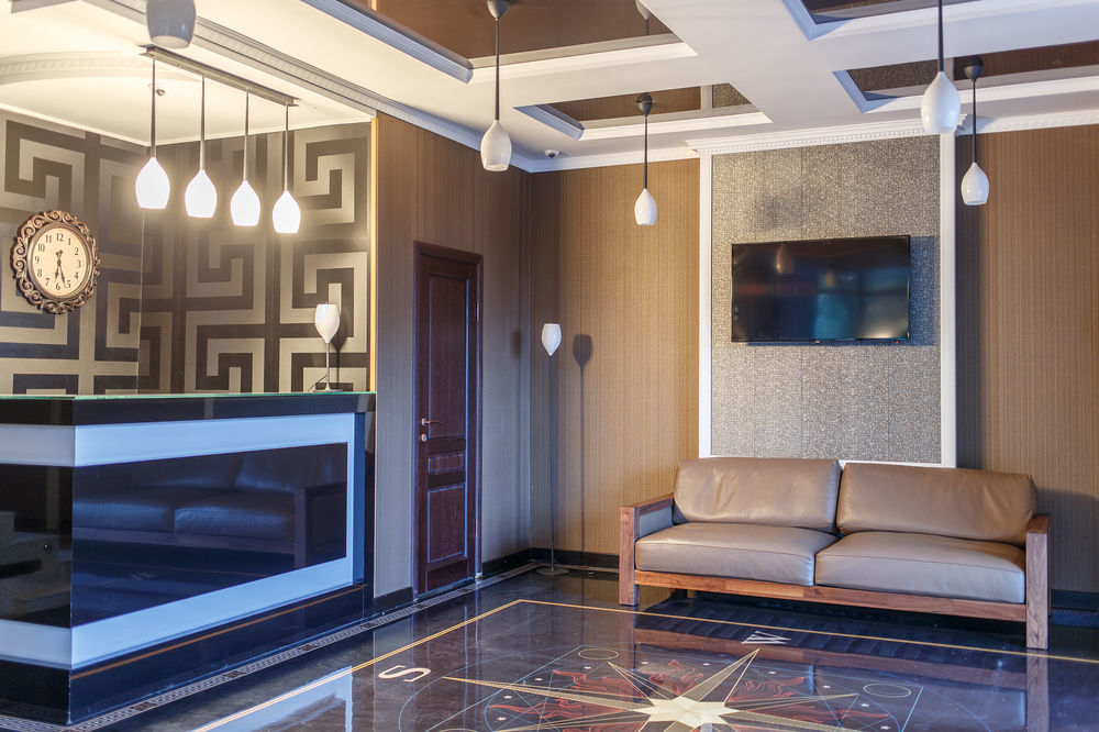 בישקק Astor Hotel & Spa מראה חיצוני תמונה