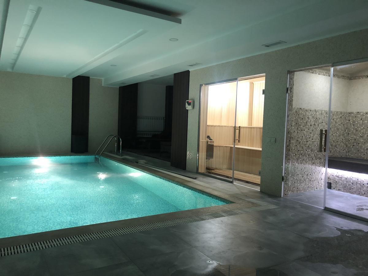 בישקק Astor Hotel & Spa מראה חיצוני תמונה